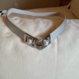 Beautiful silver belt. New.